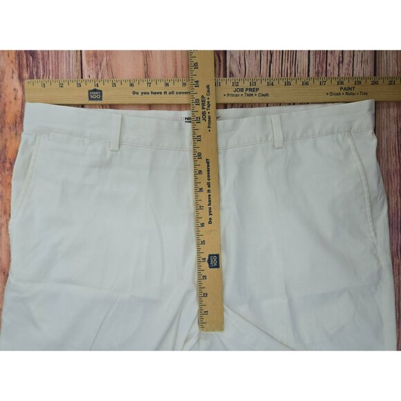 Nike Golf Tour Performance Mens Dri-Fit White Shorts Size 38 - Picture 6 of 7